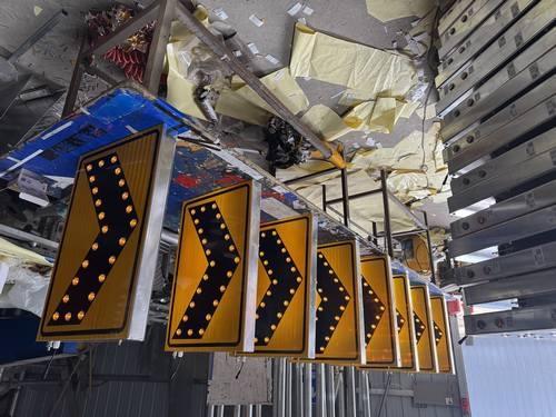 内蒙古太阳能交通标牌的核心部件是电池,电池多久